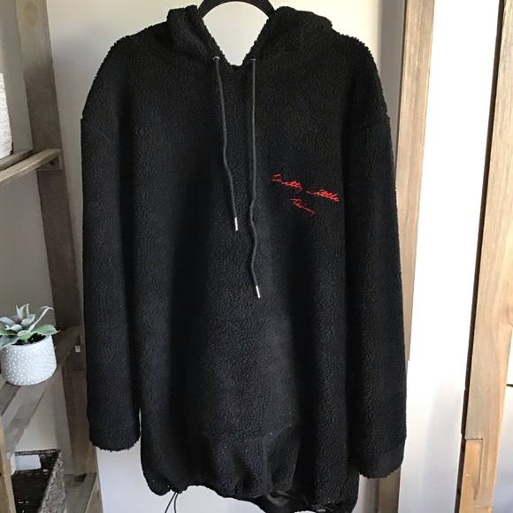 PrettyLittleThing Tops - Pretty Little Thing Oversized Black Sherpa Hoodie